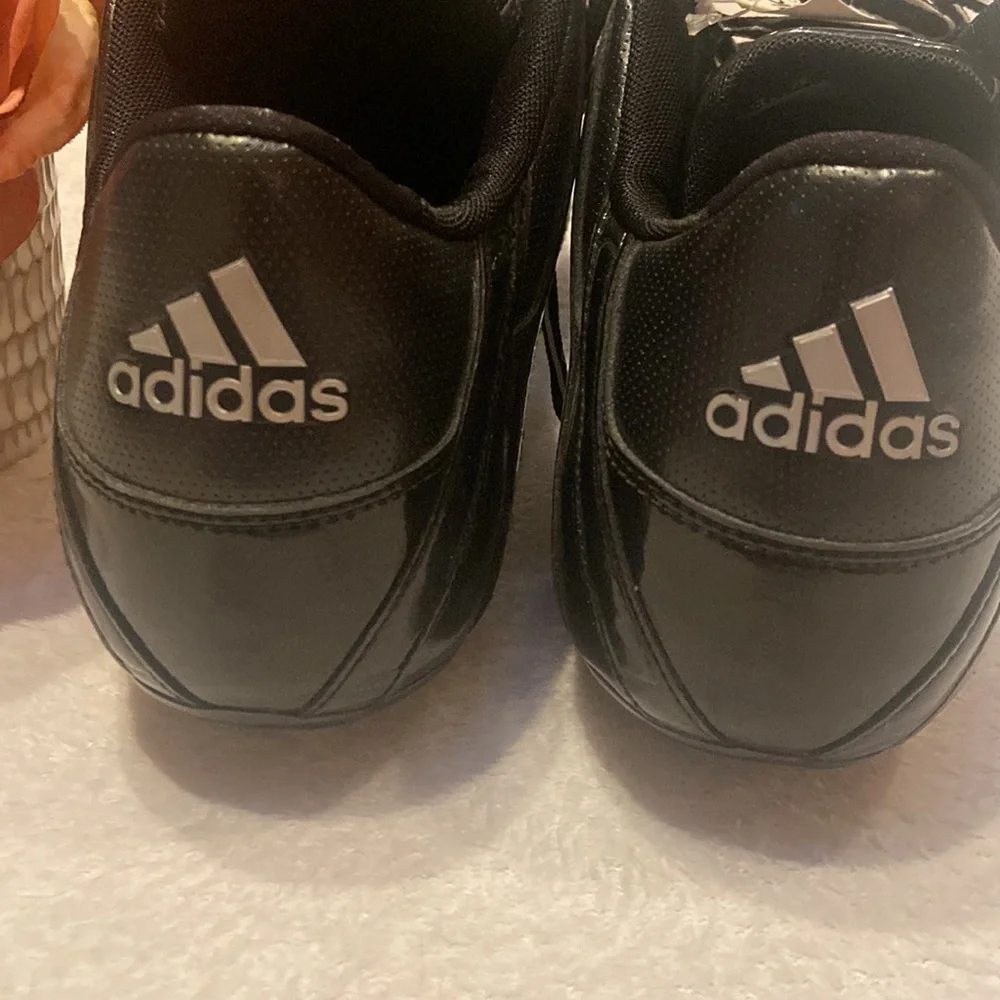 ADIDAS SCORCH NEW Size 9.5 Football Cleats